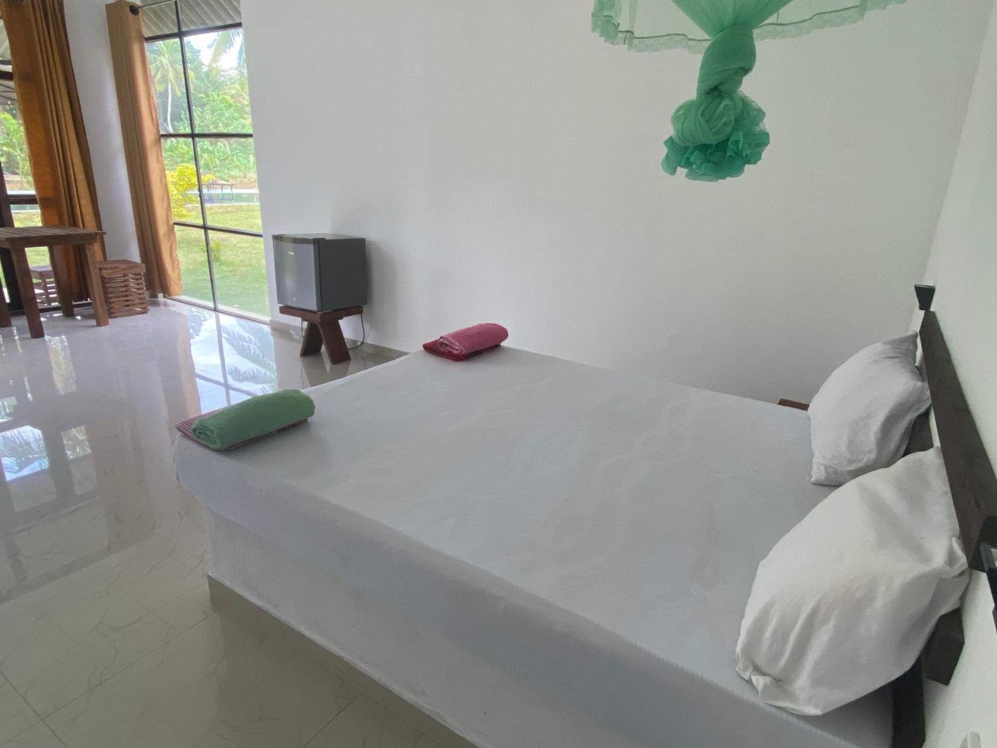 Paramount Safari Cottage Udawalawe Eksteriør billede